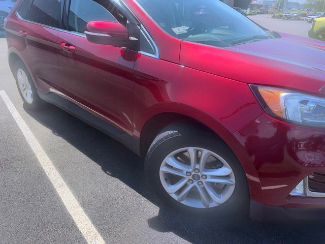 2019 FORD Edge