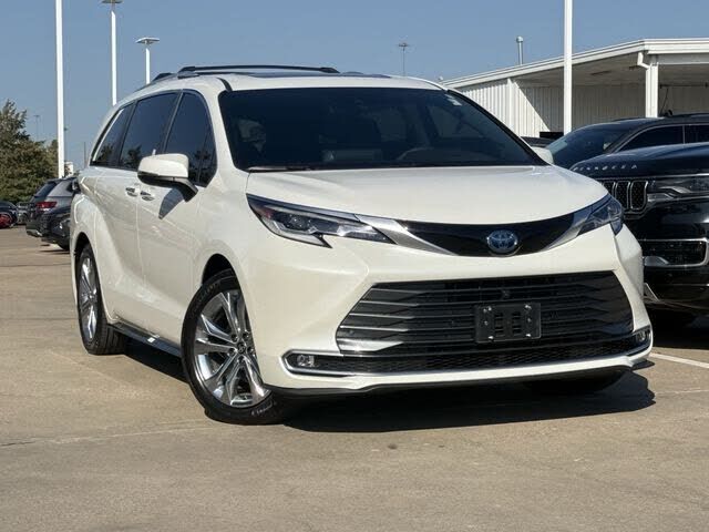 2021 TOYOTA Sienna