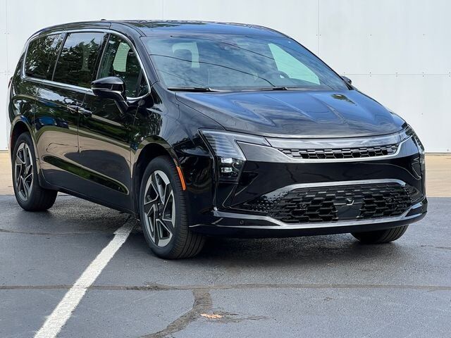 2027 CHRYSLER Pacifica
