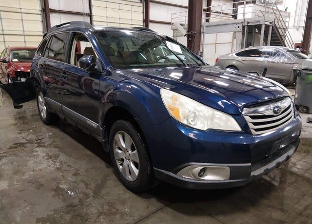 2011 SUBARU Outback