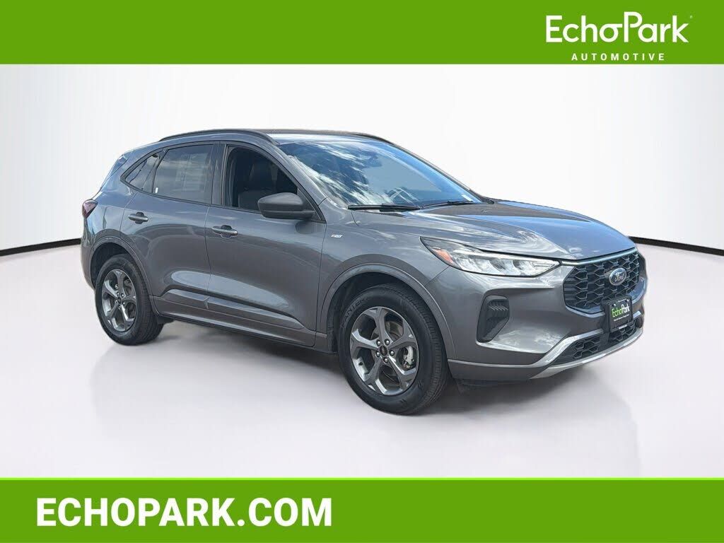 2024 FORD Escape