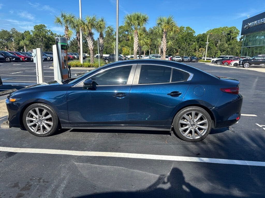2021 MAZDA Mazda3