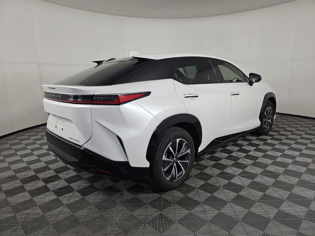 2024 Lexus RZ