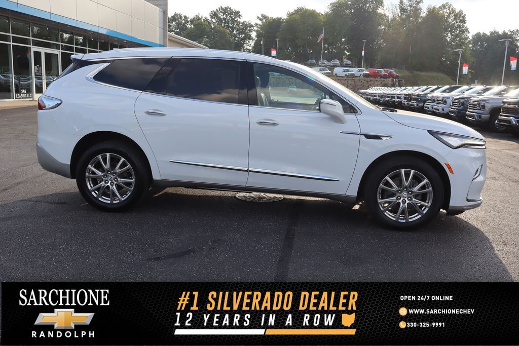 2023 BUICK Enclave