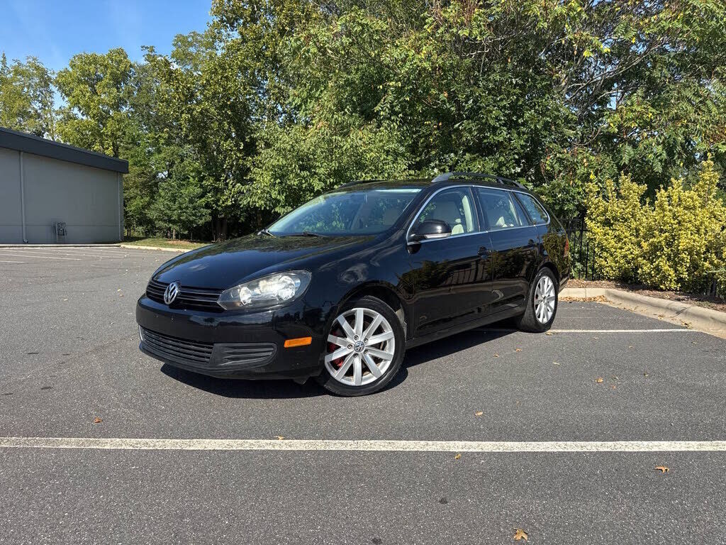 2011 VOLKSWAGEN Jetta Wagon