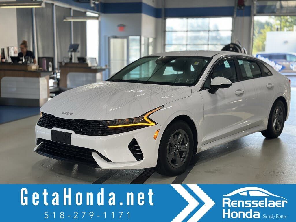 2022 KIA K5