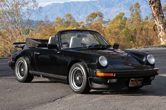 1988 PORSCHE 911