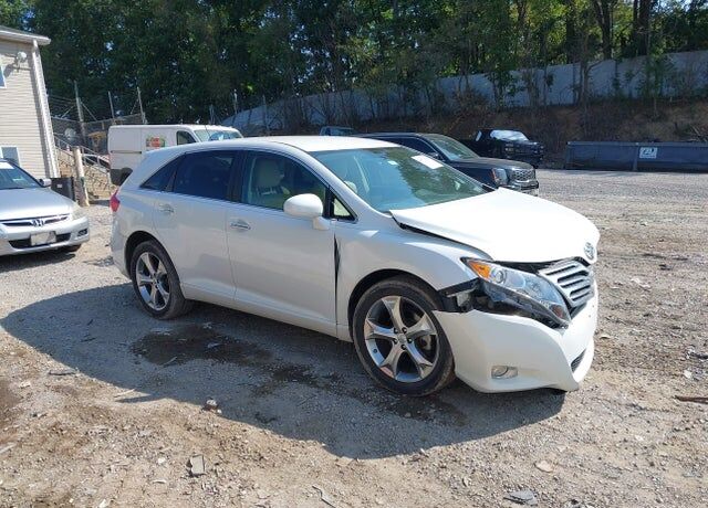 2011 TOYOTA Venza
