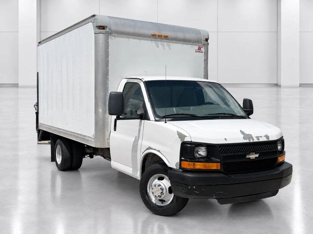 2013 CHEVROLET Express