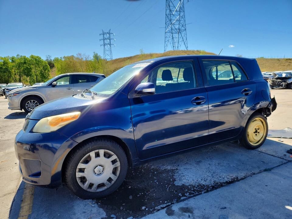 2010 TOYOTA SCION