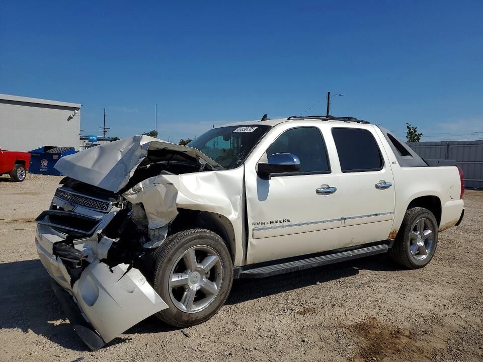 2011 CHEVROLET Avalanche
