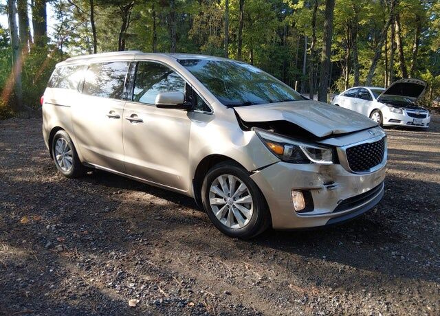 2017 KIA Sedona
