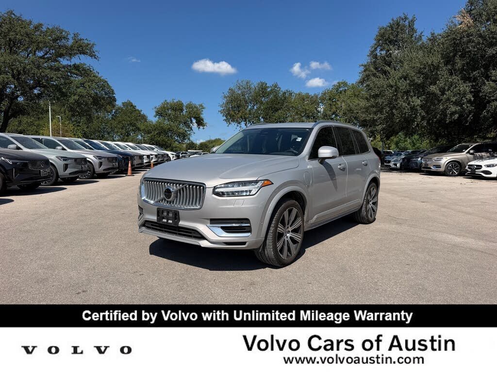 2025 VOLVO XC90