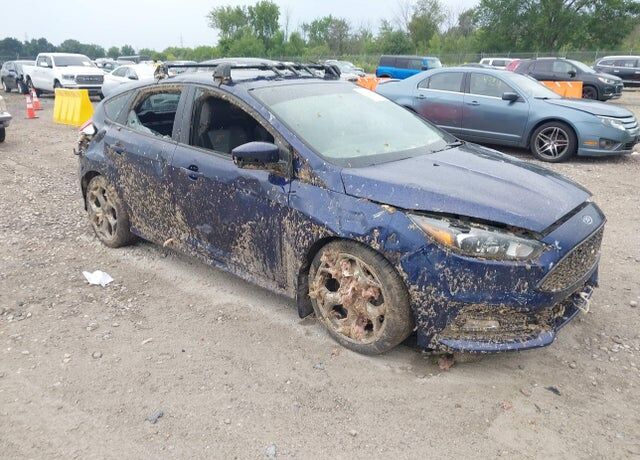 2017 FORD Focus