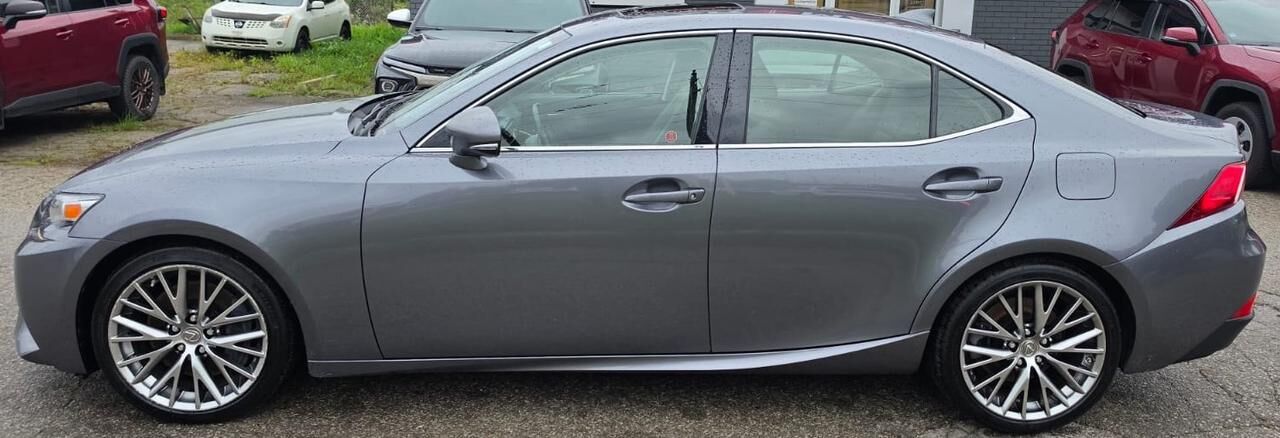 2016 Lexus IS