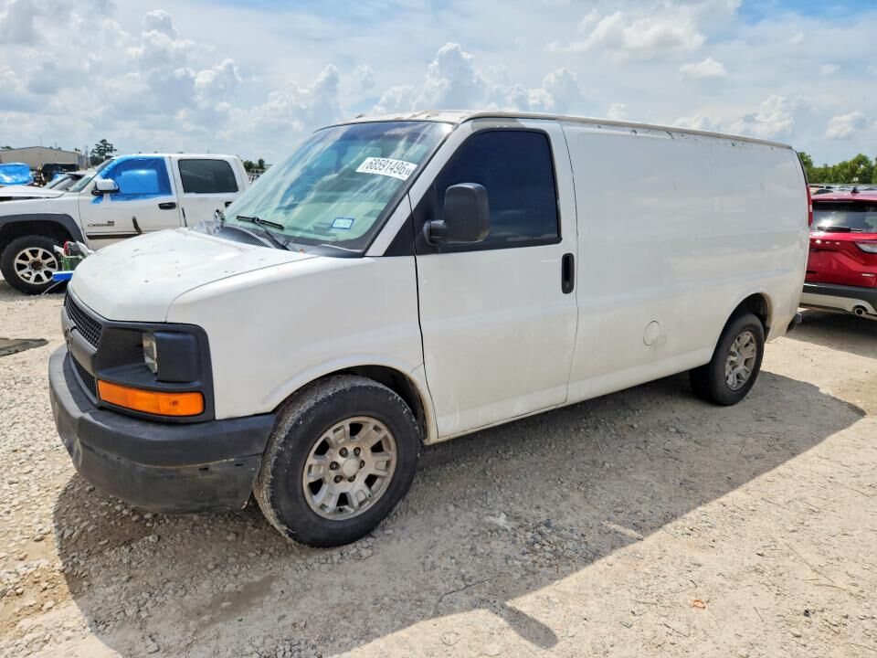 2011 CHEVROLET Express