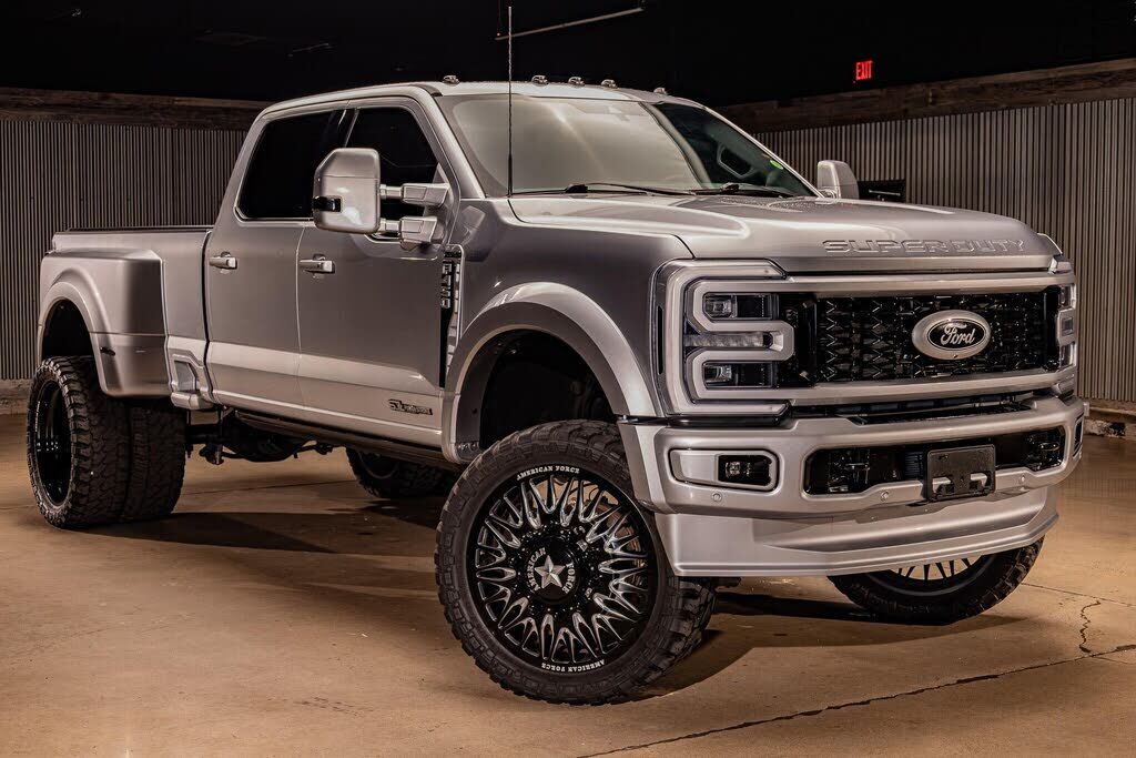 2023 FORD F-450