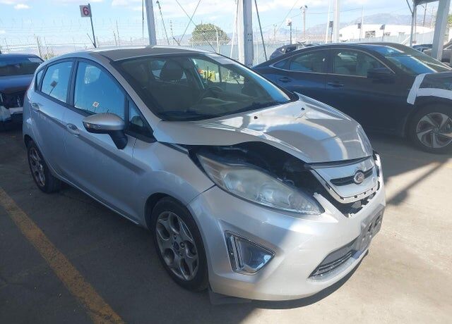 2012 FORD Fiesta