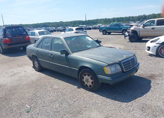 1995 MERCEDES-BENZ E-Class
