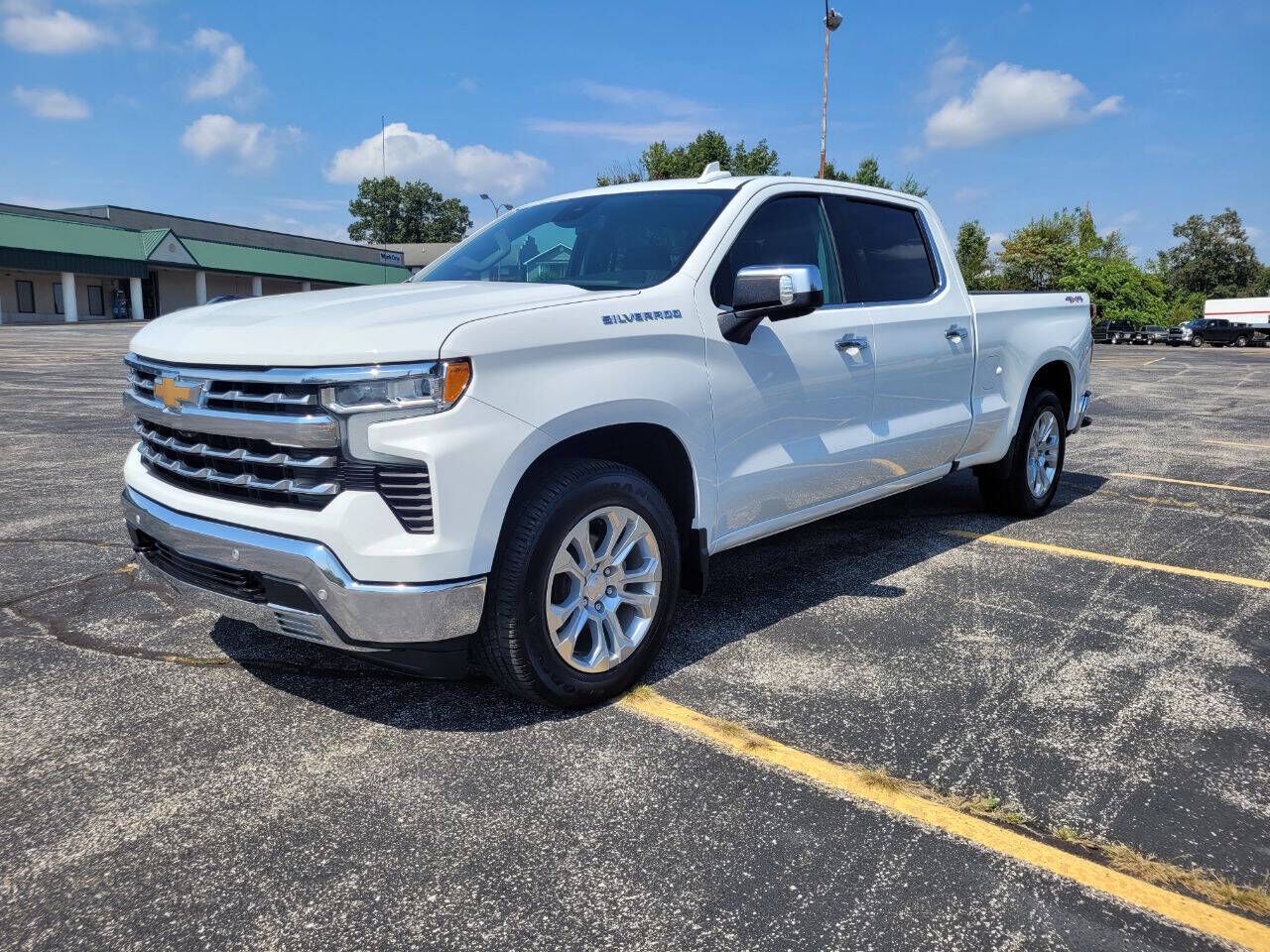 2024 CHEVROLET Silverado