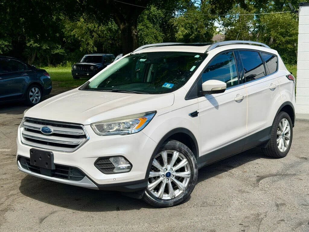 2018 FORD Escape