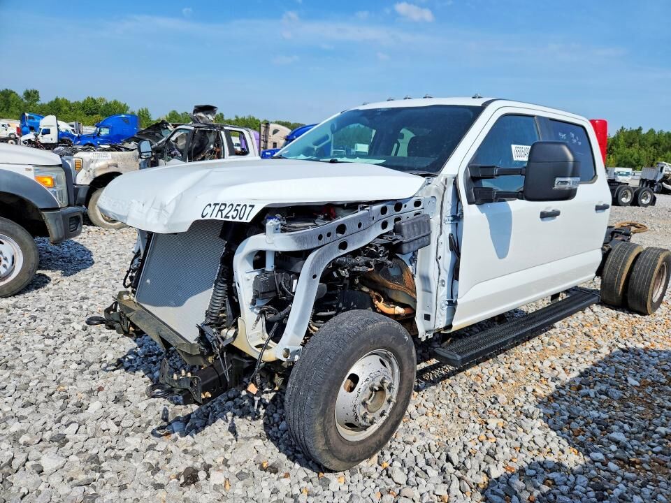 2025 FORD F-350