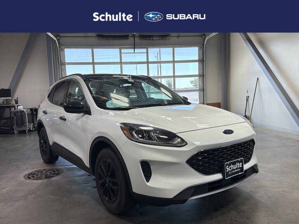 2021 FORD Escape