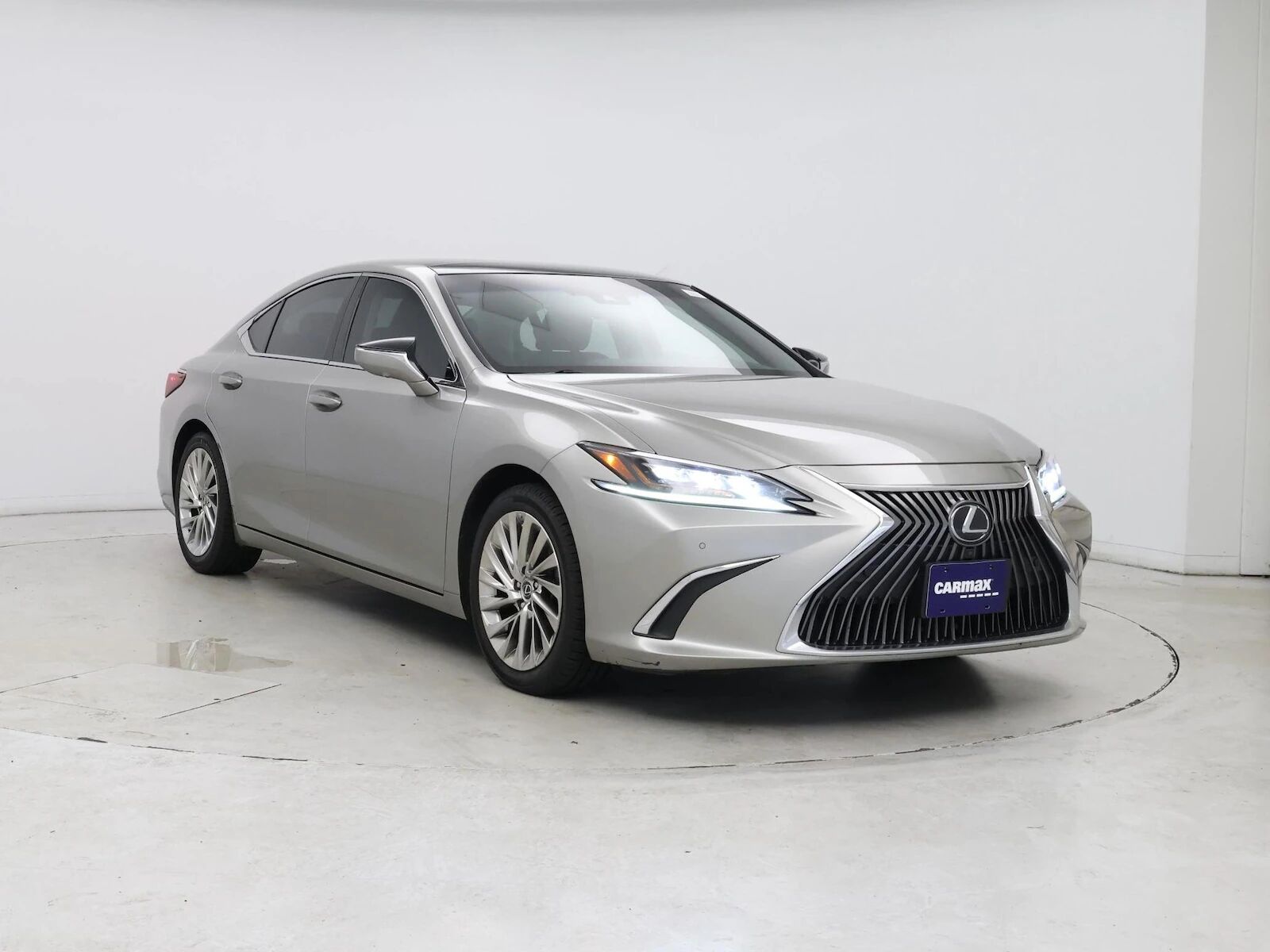 2019 Lexus ES