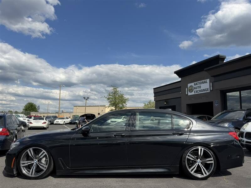 2018 BMW 750i