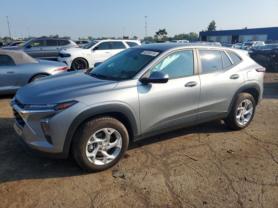 2025 CHEVROLET Trax