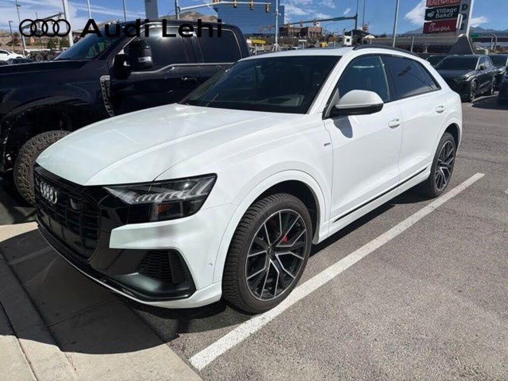2023 AUDI Q8