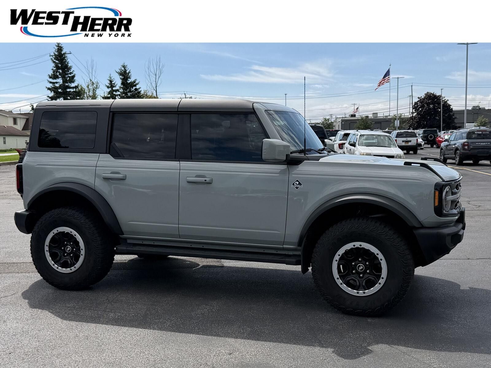 2023 FORD Bronco