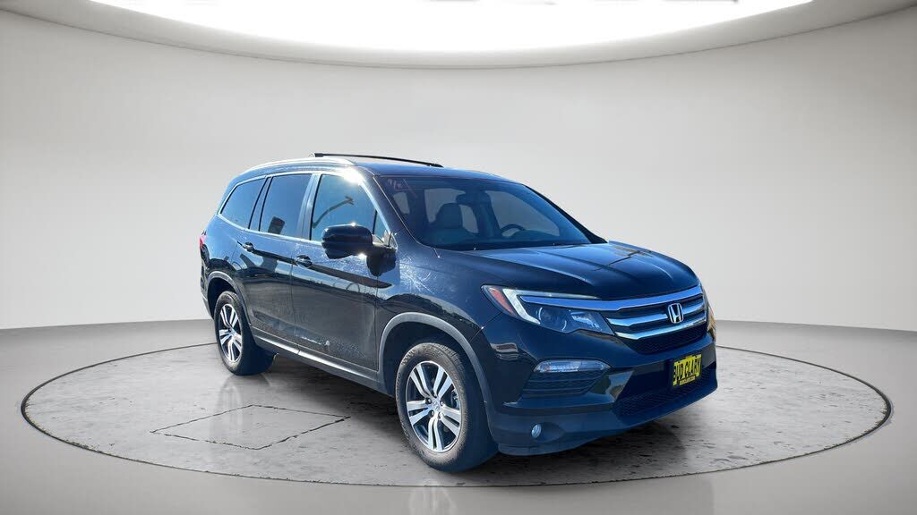 2017 HONDA Pilot