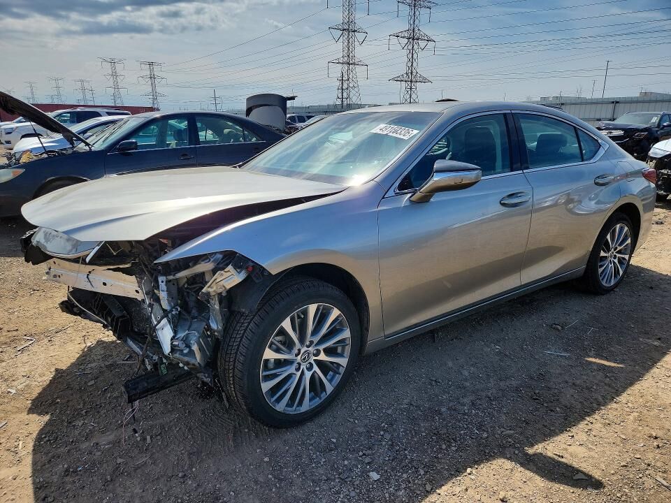 2021 LEXUS ES