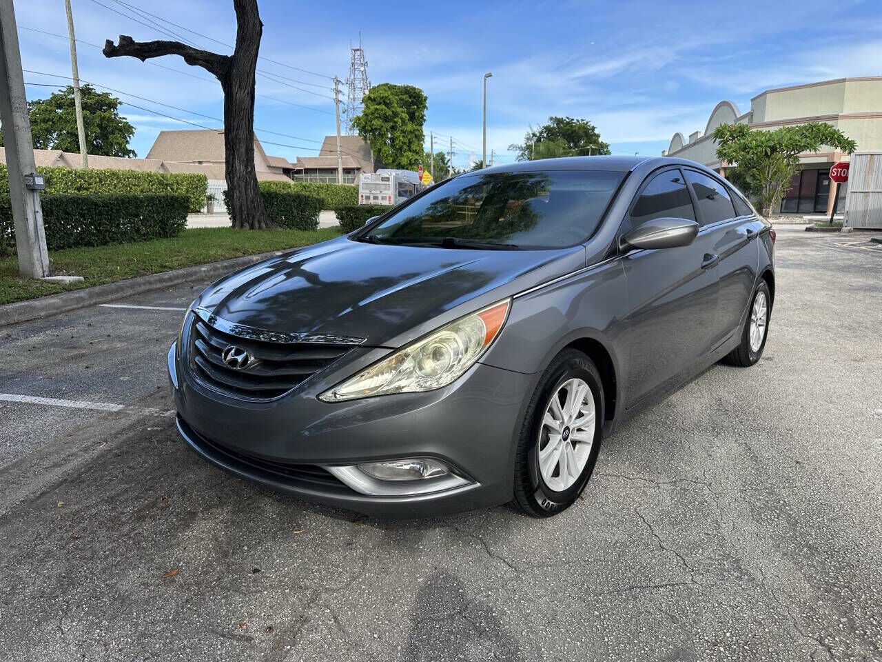 2013 HYUNDAI Sonata