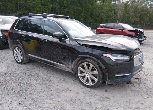 2016 VOLVO XC90