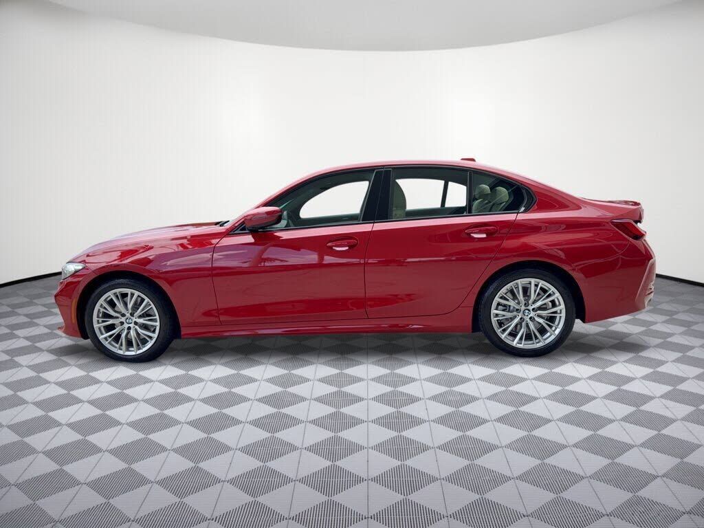 2023 BMW 330i
