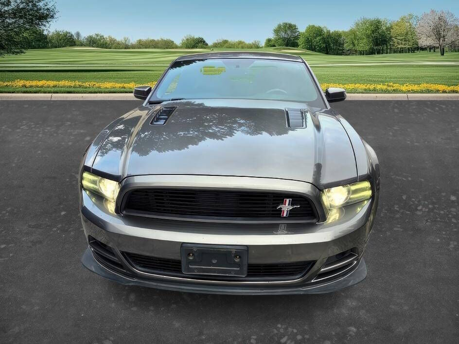 2013 FORD Mustang