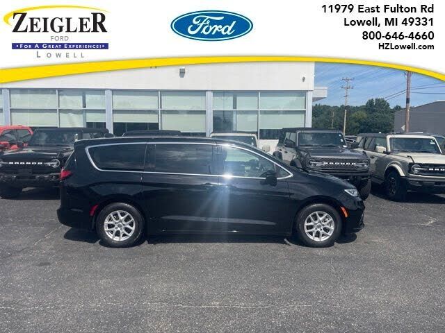 2024 CHRYSLER Pacifica