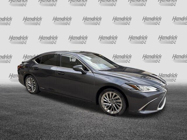 2022 Lexus ES