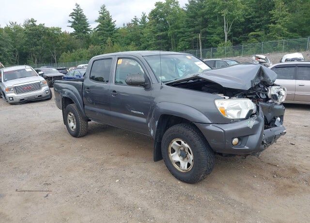 2015 TOYOTA Tacoma