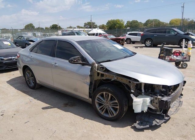 2017 TOYOTA Camry