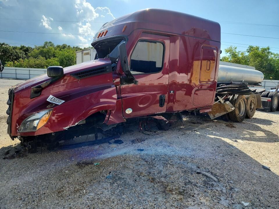 2022 FREIGHTLINER Cascadia