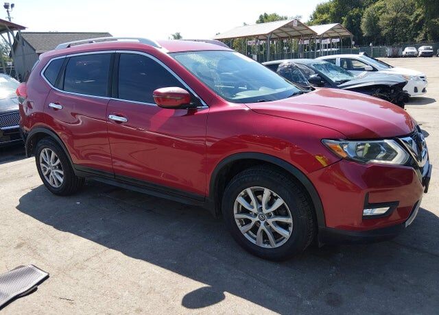 2017 NISSAN Rogue