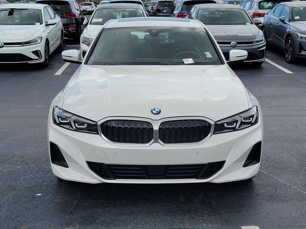 2025 BMW 330i