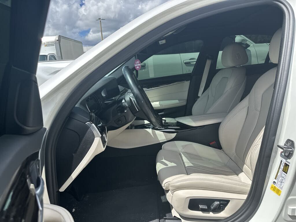 2019 BMW 530i