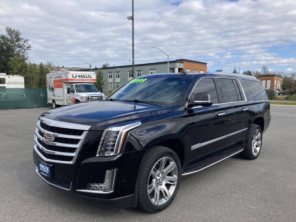 2019 CADILLAC Escalade ESV