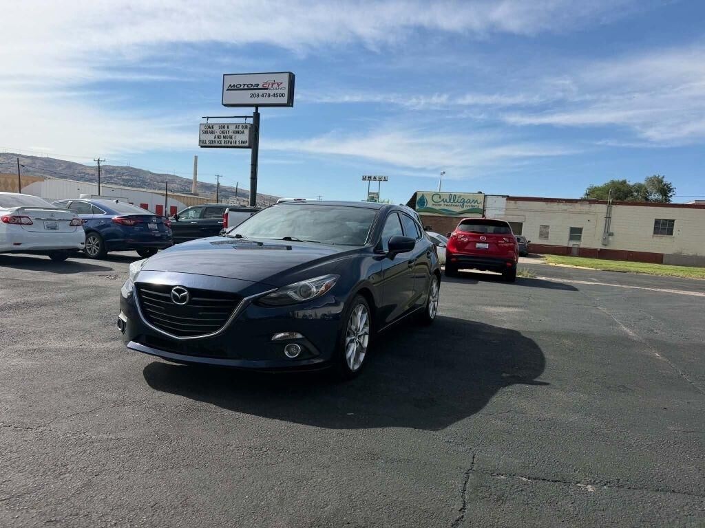 2015 MAZDA Mazda3