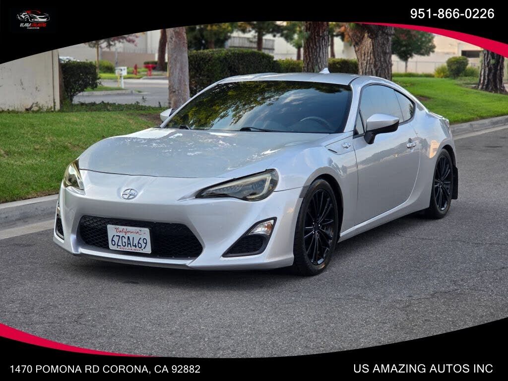 2013 TOYOTA Scion