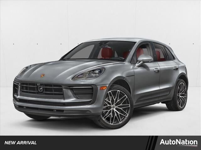 2025 PORSCHE Macan